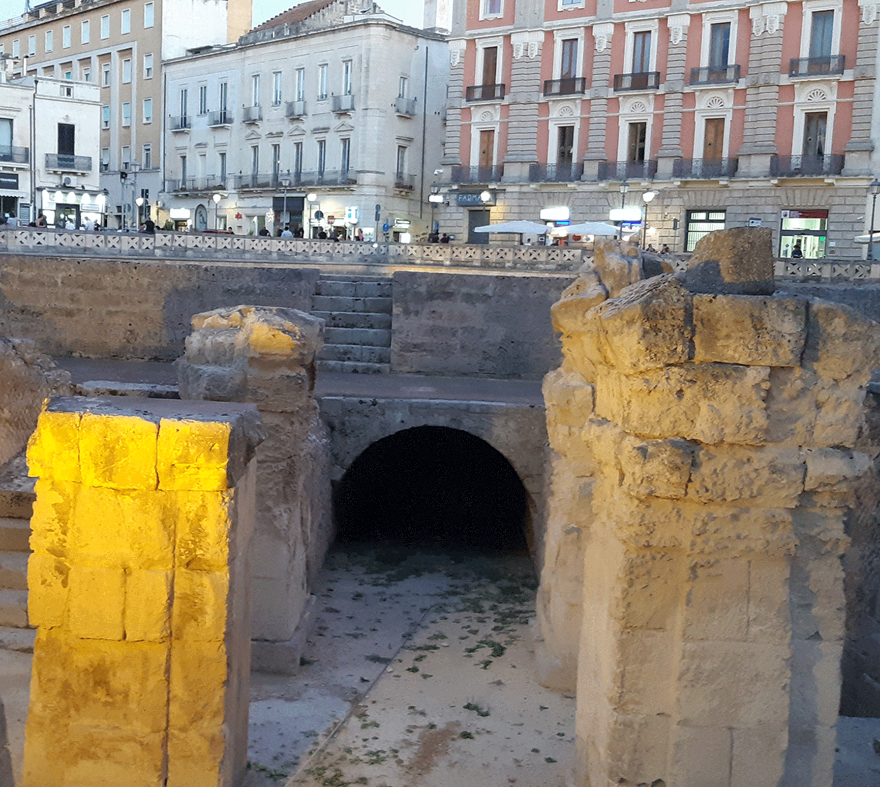 Foto Anfiteatro Romano in Piazza Santo Oronzo a Lecce